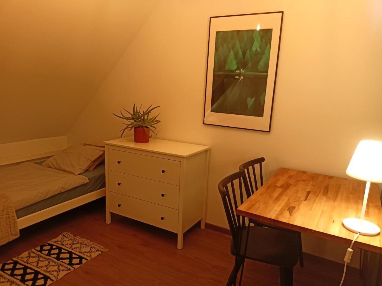 Lemuria Pokoje Hostel Chojnowska A Legnica Extérieur photo