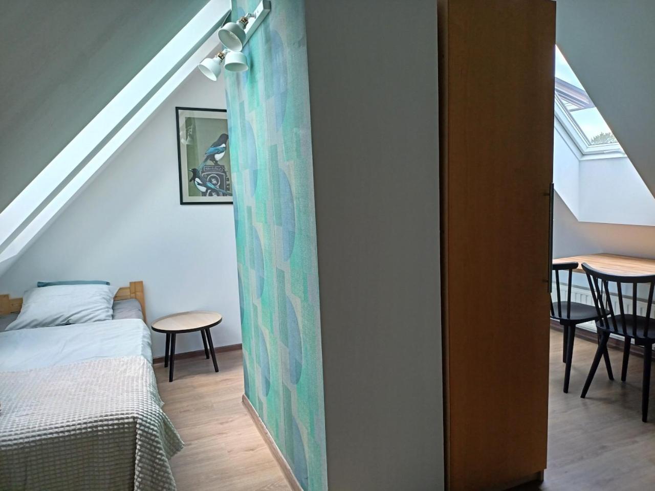 Lemuria Pokoje Hostel Chojnowska A Legnica Extérieur photo